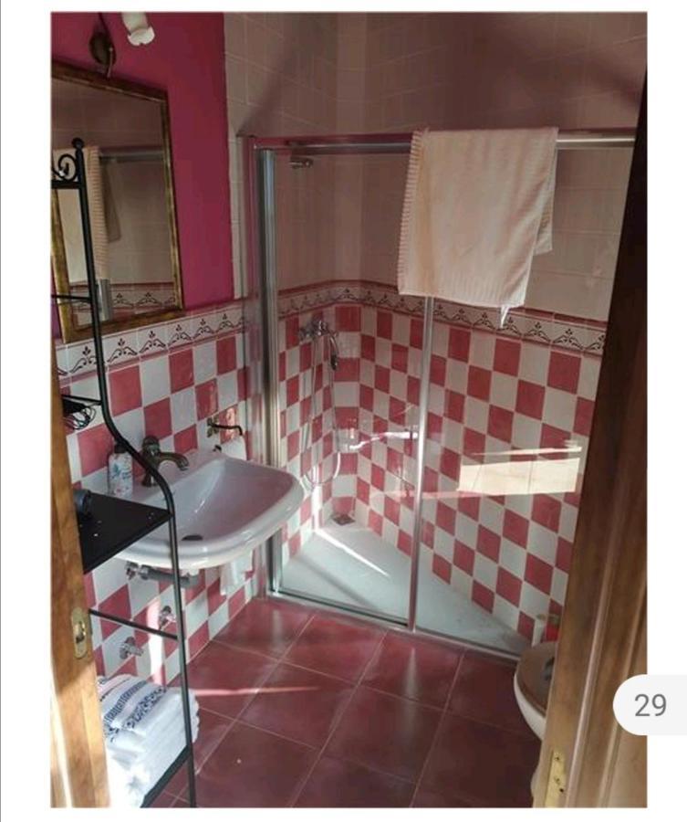 La Casina Roja - Santolaya De Cabranes Villa Arboleya Exterior photo
